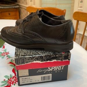 Men’s easy spirit black leather shoes, size 9 1/2 D, never worn